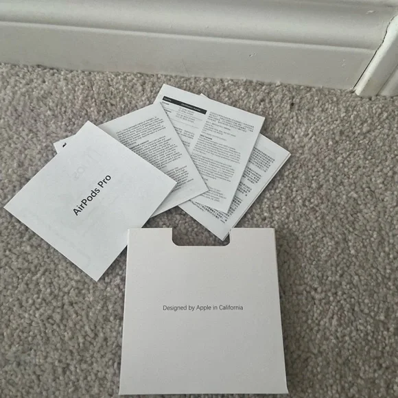 AirPod First Gen pros - Picture 4 of 8